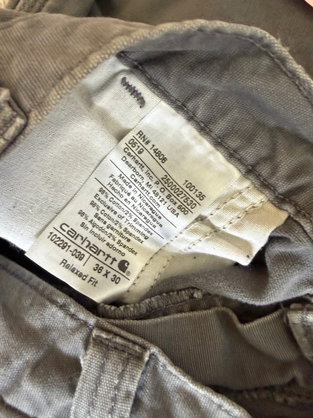 Carhartt Men’s Charcoal Cargo Work Pants relaxed fit - cropped - Picture 10 of 12